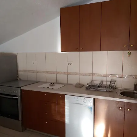 Apartman Zora Iii