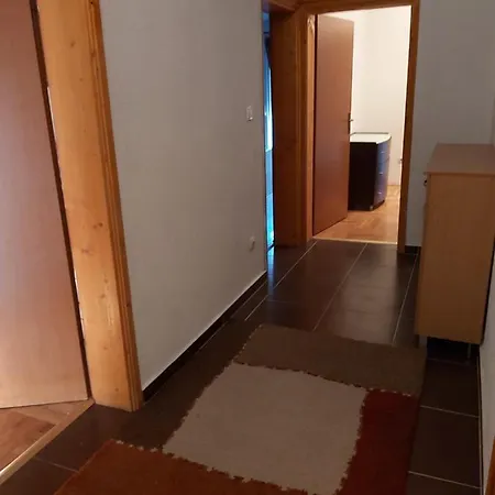 公寓 Apartman Zora Iii 波德戈里察